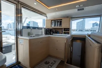 Thumbnail von Aquila 44 Yacht