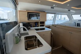 Thumbnail von Aquila 44 Yacht