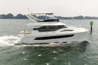 Thumbnail von Aquila 44 Yacht