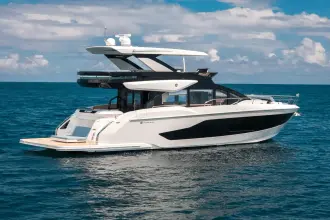 Thumbnail von Cruisers Yachts 57 FLY