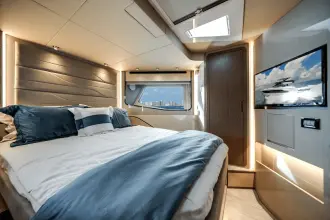 Thumbnail von Cruisers Yachts 57 FLY