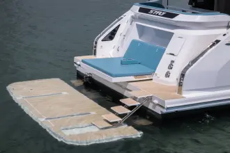 Thumbnail von Cruisers Yachts 57 FLY