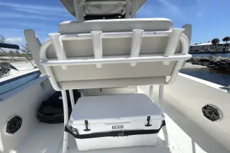 Thumbnail von Boston Whaler 220 Dauntless
