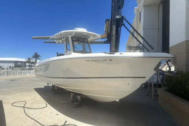 Boston Whaler 280 Outrage