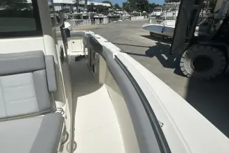 Thumbnail von Boston Whaler 280 Outrage