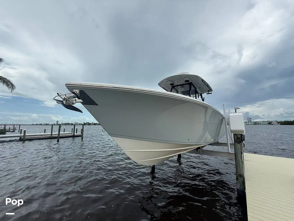 Cobia 320 CC