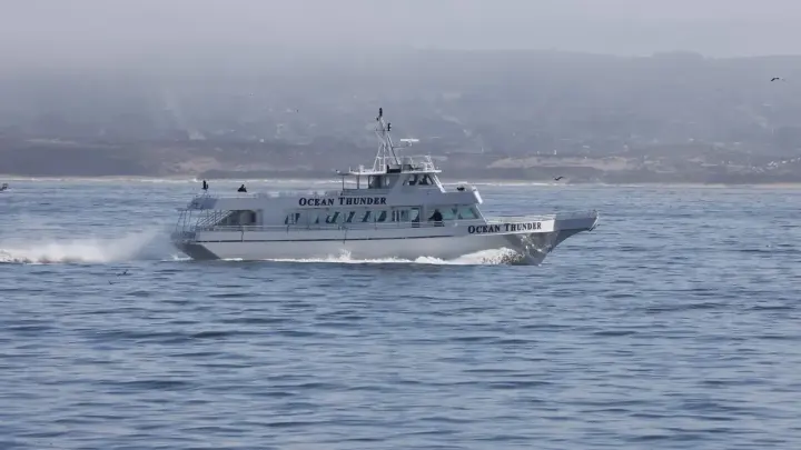 Ocean Thunder 150 Passenger Ocean Thunder