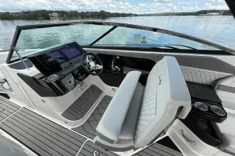 Thumbnail von Sea Ray SLX 280