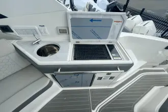 Thumbnail von Sea Ray 320 Sundancer Außenborder