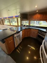 Thumbnail von Viking 72 Convertible