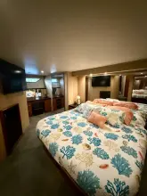 Thumbnail von Viking 72 Convertible