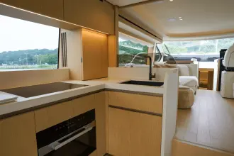 Thumbnail von Azimut 62