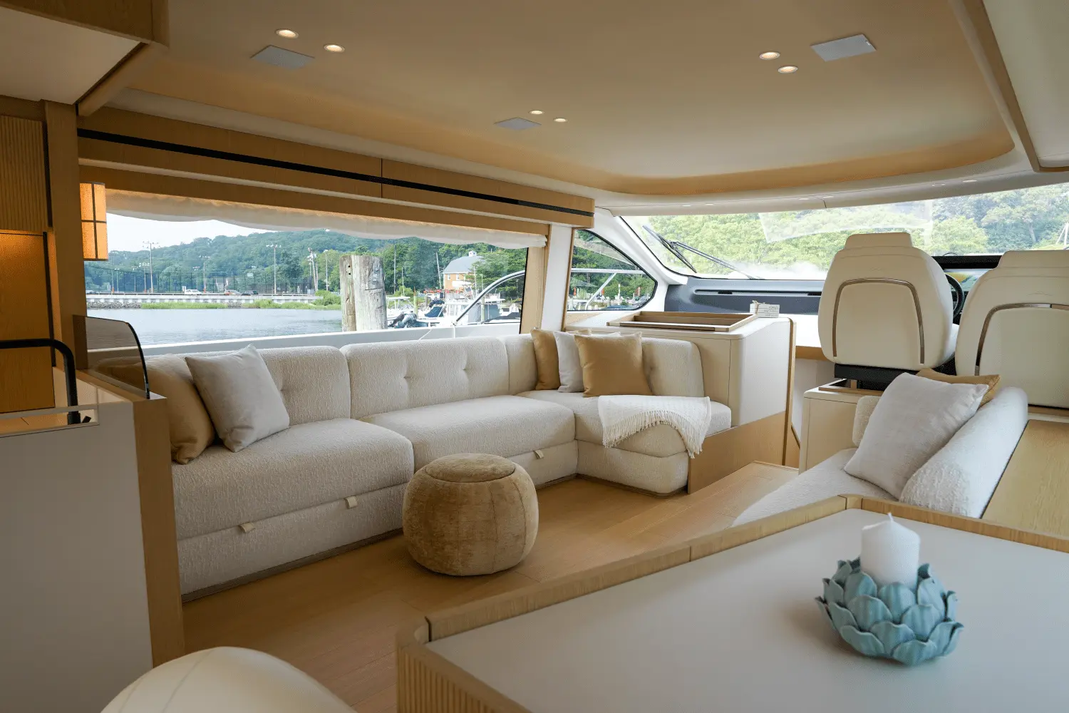 Thumbnail von Azimut 62