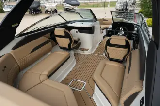 Thumbnail von Sea Ray SLX 260 Surf