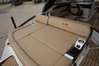 Thumbnail von Sea Ray SLX 260 Surf