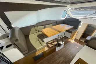 Thumbnail von Cruisers Yachts 41 Cantius