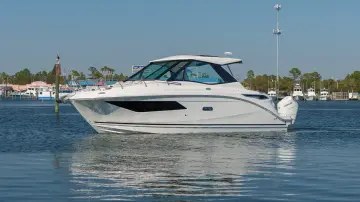 Thumbnail von Sea Ray 320 Sundancer с внешним двигателем