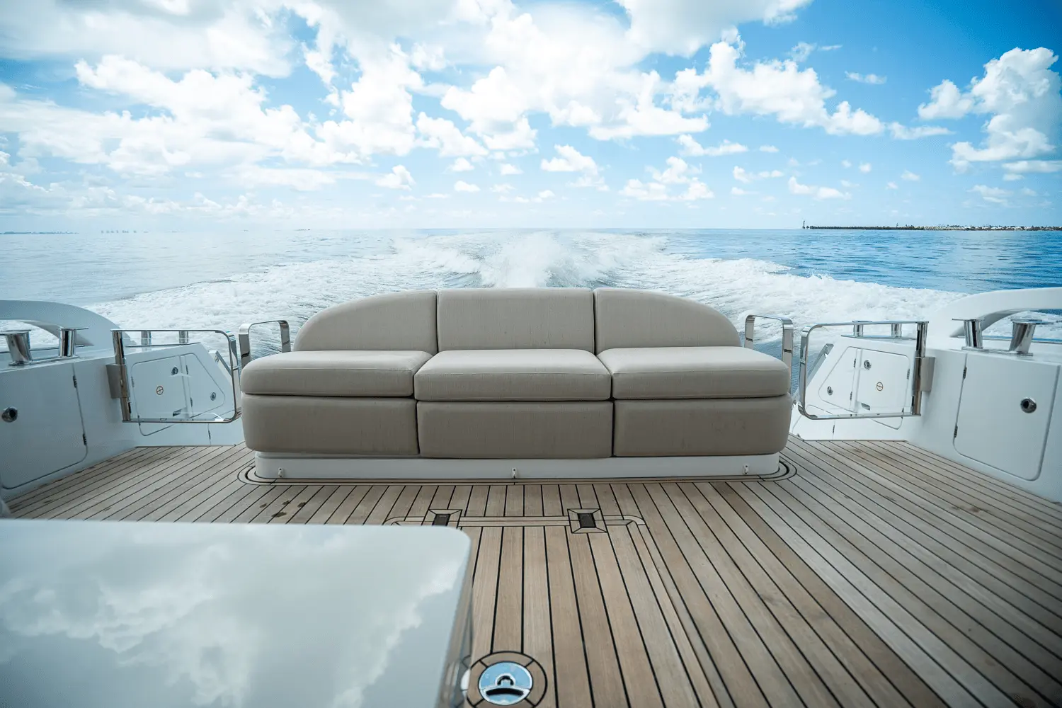 Thumbnail von Azimut 62