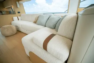 Thumbnail von Azimut 62