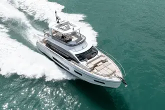 Thumbnail von Azimut 62