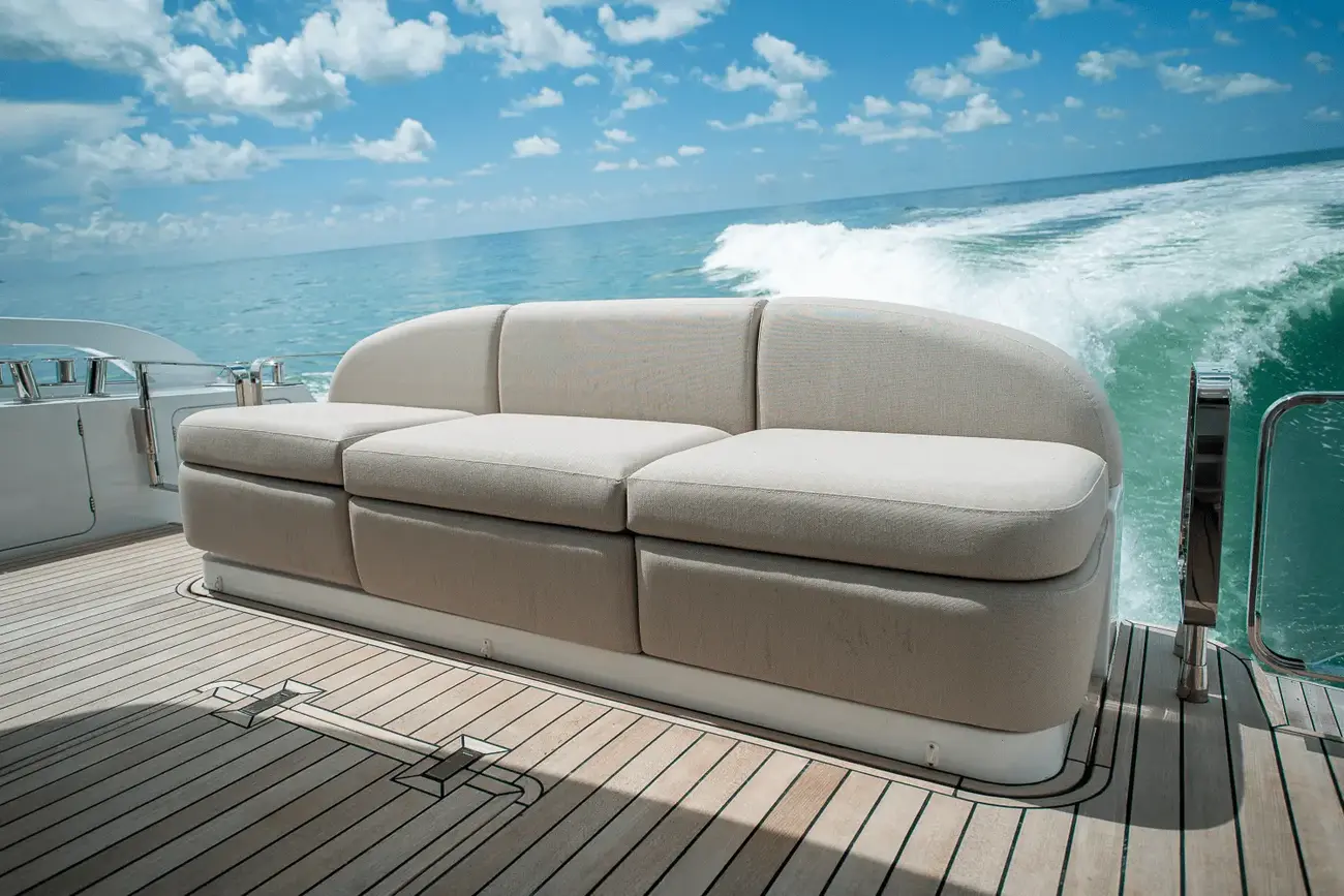 Thumbnail von Azimut 62