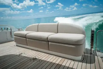 Thumbnail von Azimut 62