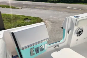 Thumbnail von Everglades 235 CC