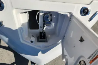 Thumbnail von Everglades 235 CC