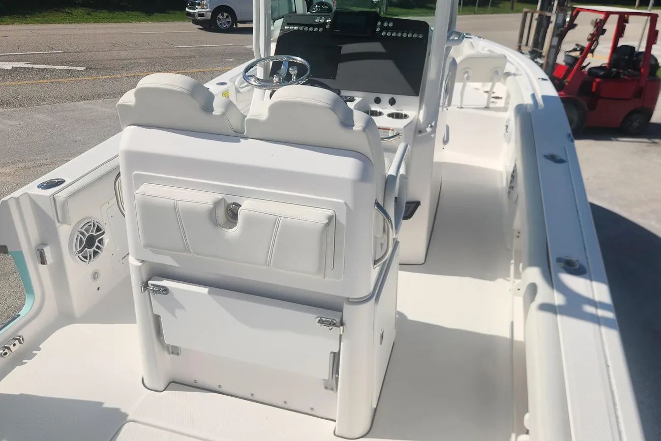 Thumbnail von Everglades 235 CC