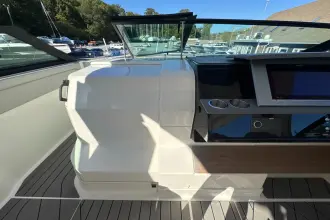 Thumbnail von Sea Ray SLX 400