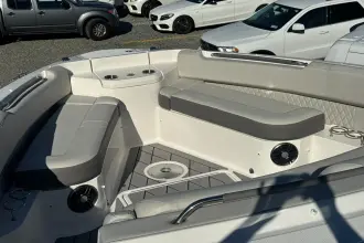 Thumbnail von Sea Ray SLX 400