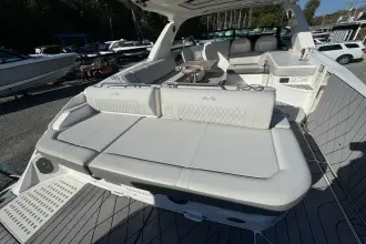 Thumbnail von Sea Ray SLX 400
