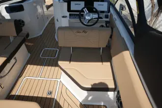 Thumbnail von Sea Ray SDX 230 Surf