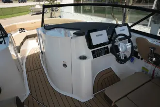 Thumbnail von Sea Ray SDX 230 Surf