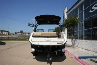 Thumbnail von Sea Ray SDX 230 Surf