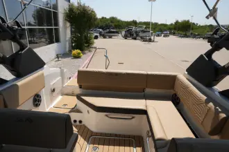 Thumbnail von Sea Ray SDX 230 Surf