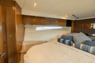 Thumbnail von Cruisers Yachts 42 Cantius