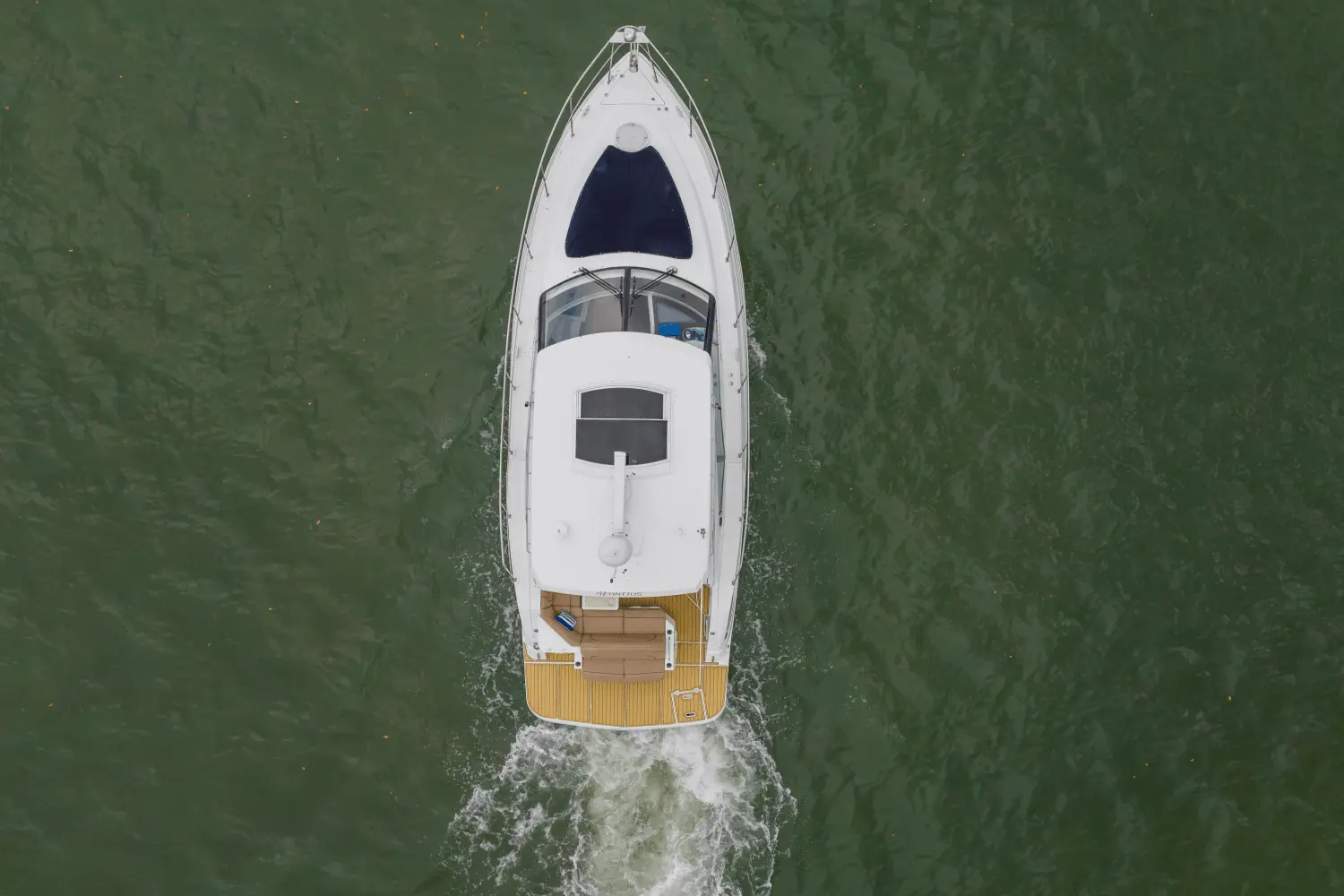 Thumbnail von Cruisers Yachts 42 Cantius