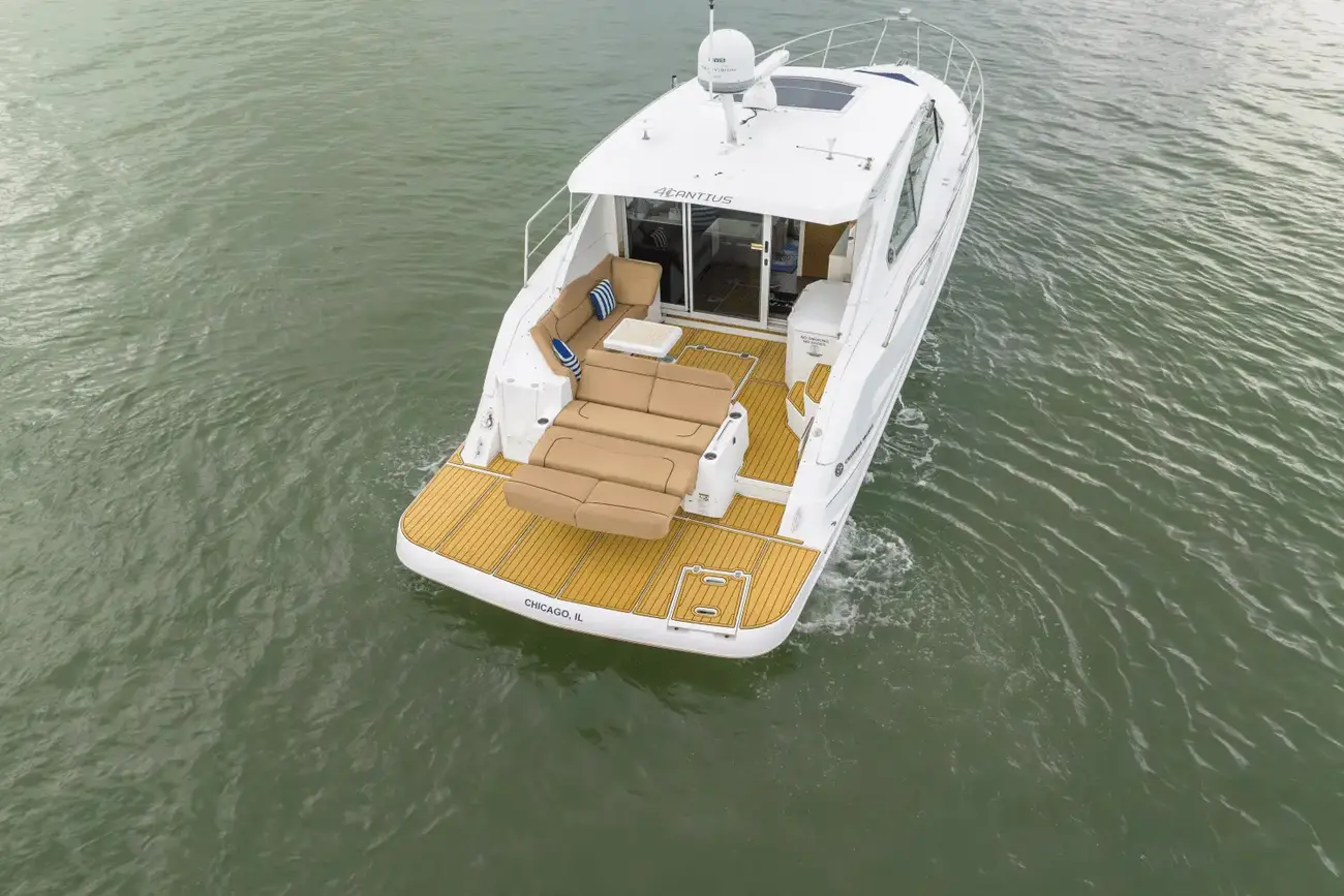 Thumbnail von Cruisers Yachts 42 Cantius