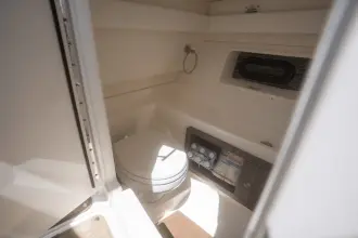 Thumbnail von Sea Ray SLX 350