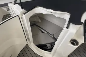 Thumbnail von Sea Ray SDX 230
