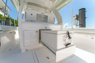 Thumbnail von Intrepid 407 Panacea