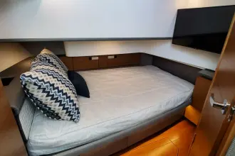 Thumbnail von Tiara Yachts 38 LS Pogue Life