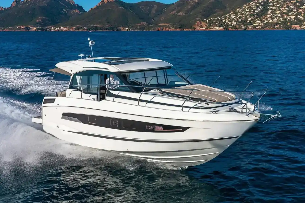 Thumbnail von Jeanneau NC 37