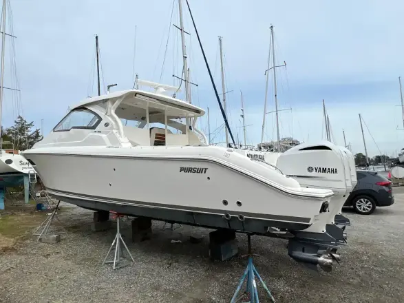 Pursuit DC 365 Aquathena