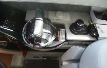 Thumbnail von Sea Ray SLX 400 fuera de borda