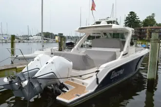 Thumbnail von Tiara Yachts 34 LS Encore