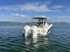 Thumbnail von Boston Whaler 360 Outrage