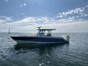 Thumbnail von Boston Whaler 360 Outrage