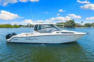 Thumbnail von Boston Whaler 325 Conquest